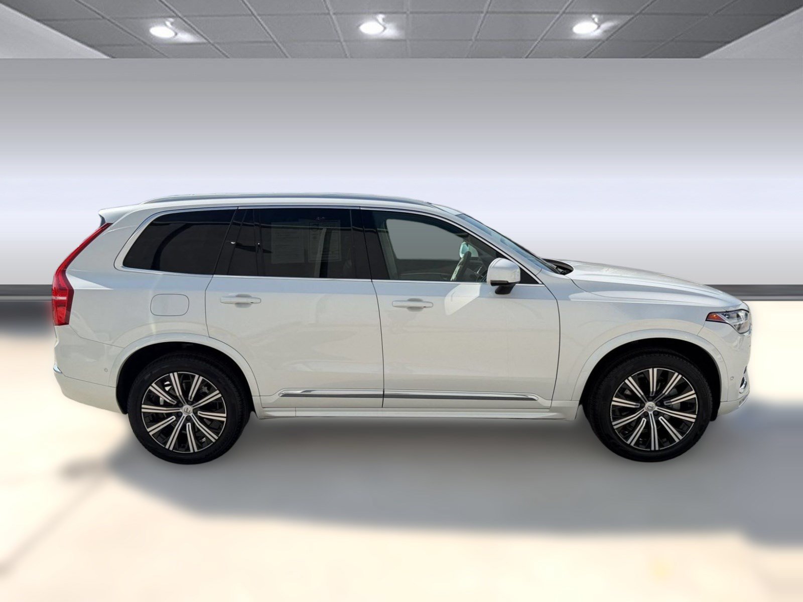 Used 2024 Volvo XC90 B6 Plus w/ Protection Package Premier AWD/4WD image 8