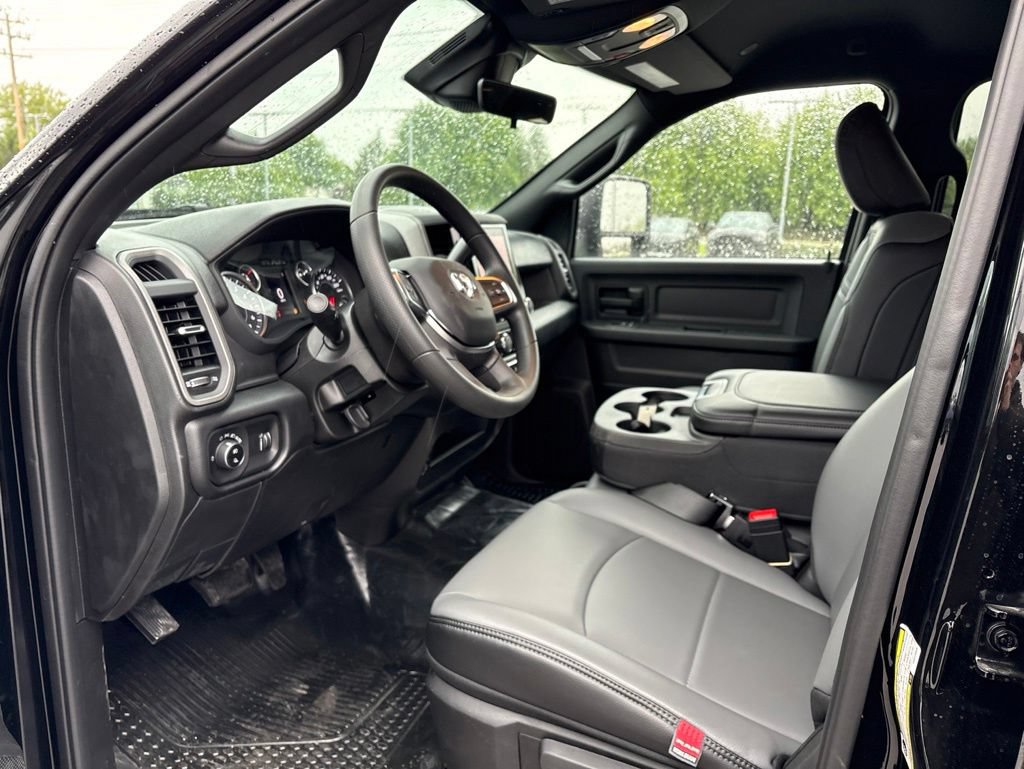 New 2026 RAM 3500 Tradesman AWD/4WD image 7
