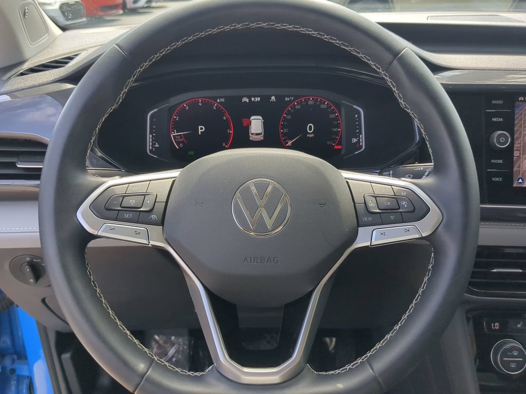 Certified 2023 Volkswagen Taos SEL AWD/4WD image 32