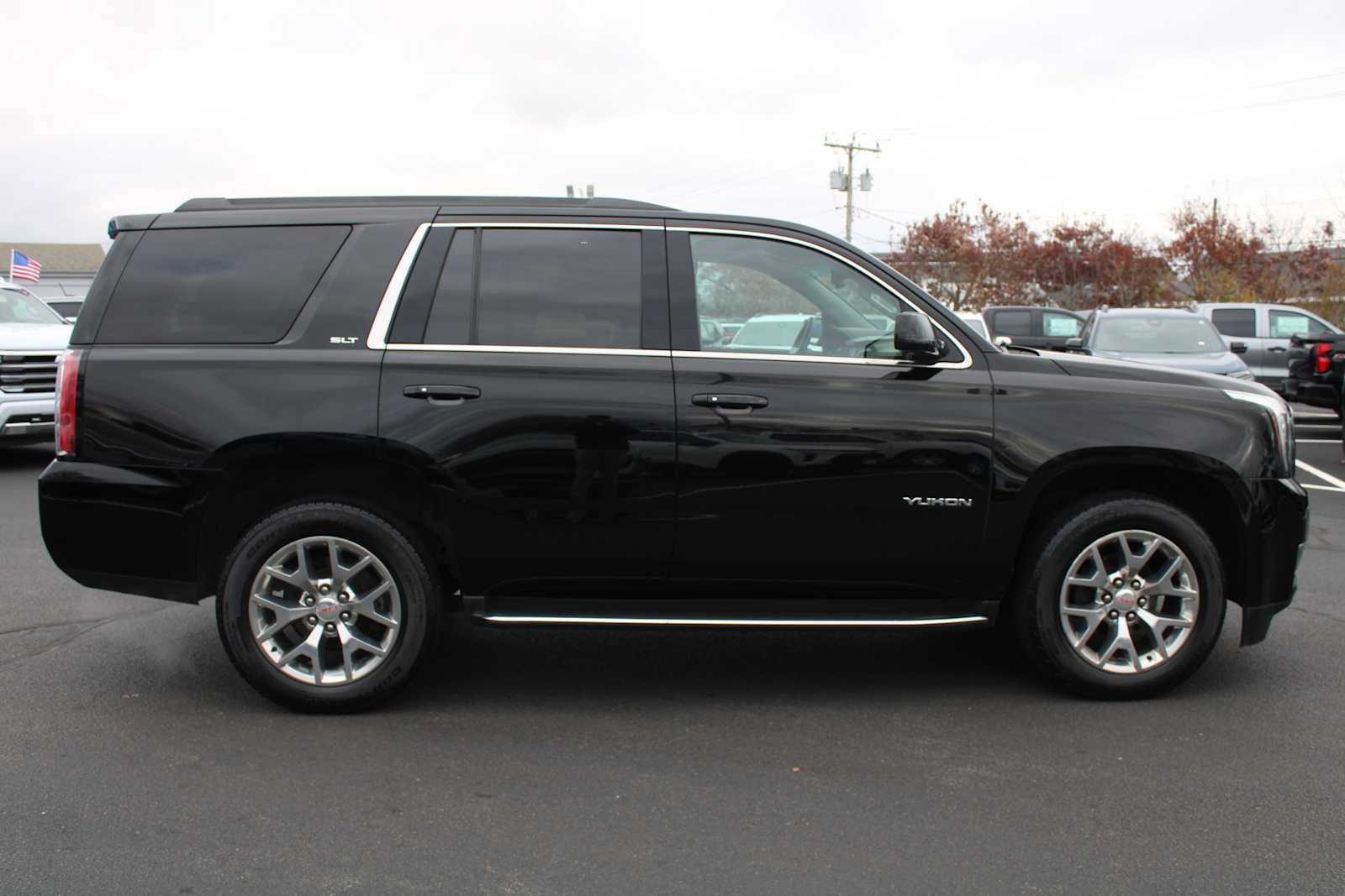 Used 2018 GMC Yukon SLT w/ Open Road Package image 8