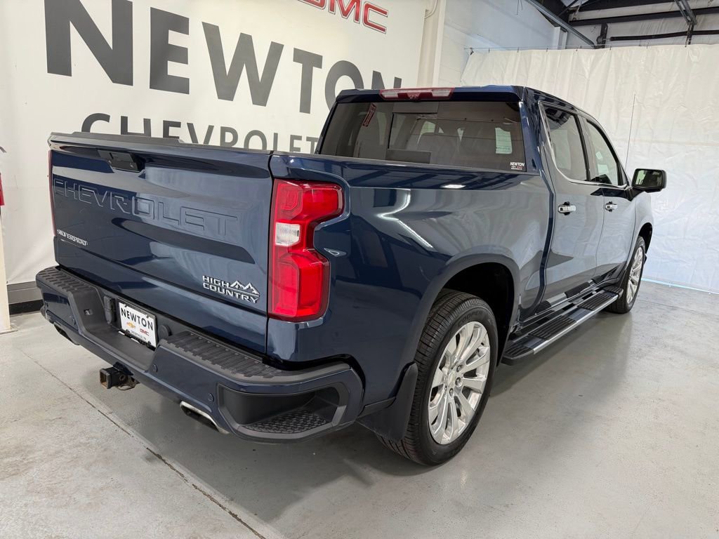 Used 2022 Chevrolet Silverado 1500 High Country w/ Technology Package image 31