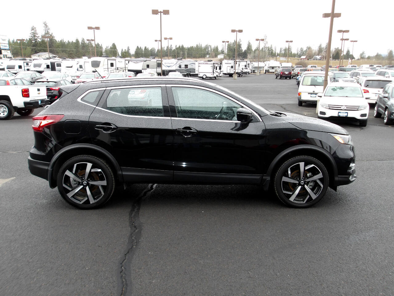Used 2022 Nissan Rogue Sport SL w/ Premium Package image 6