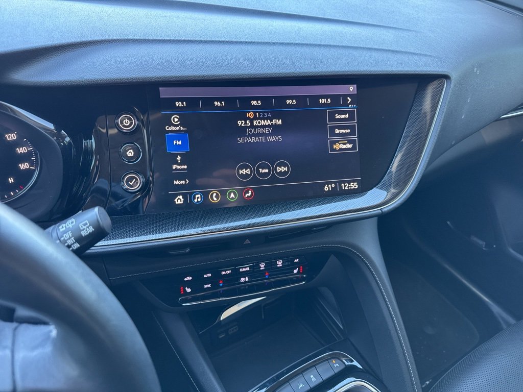 Used 2022 Buick Envision Essence w/ Technology Package I image 11