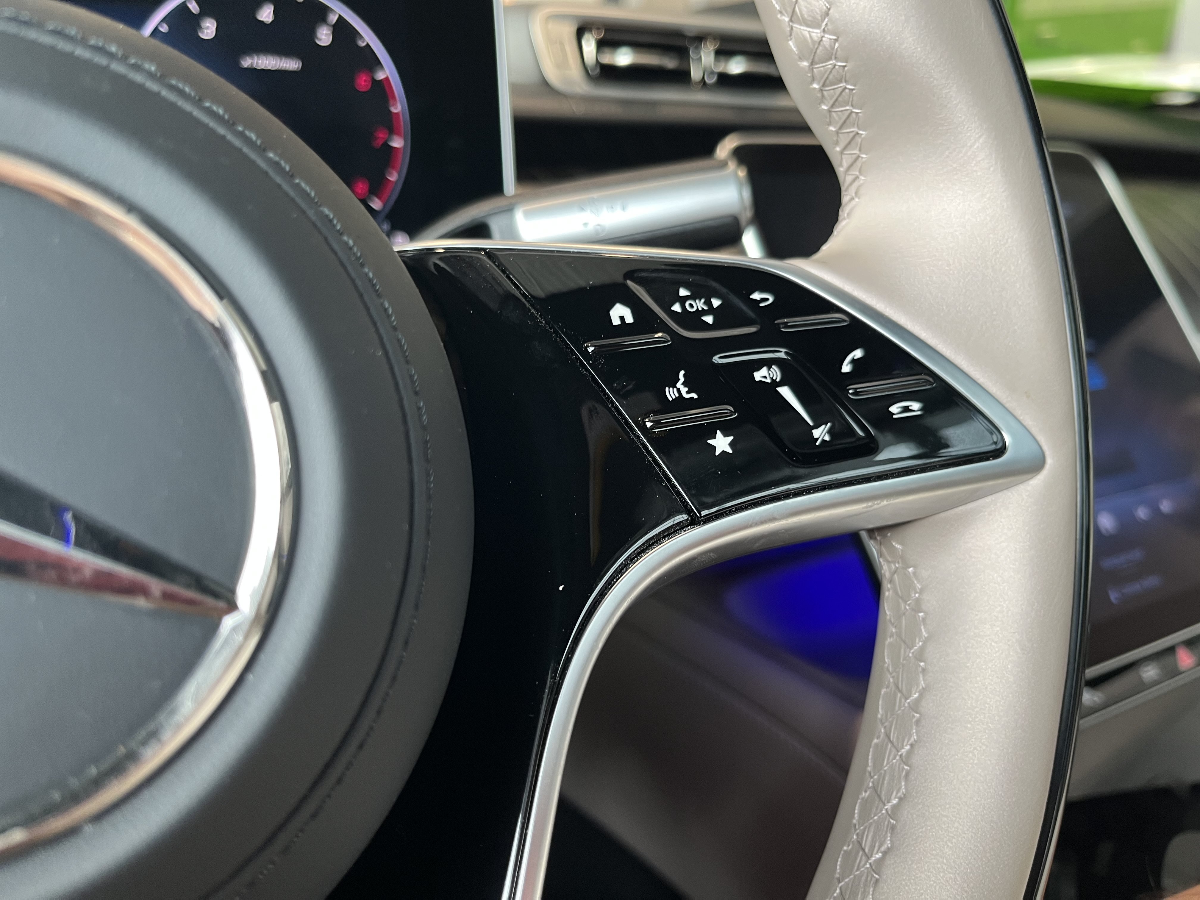 New 2025 Mercedes-Benz Maybach S 680 4MATIC image 19