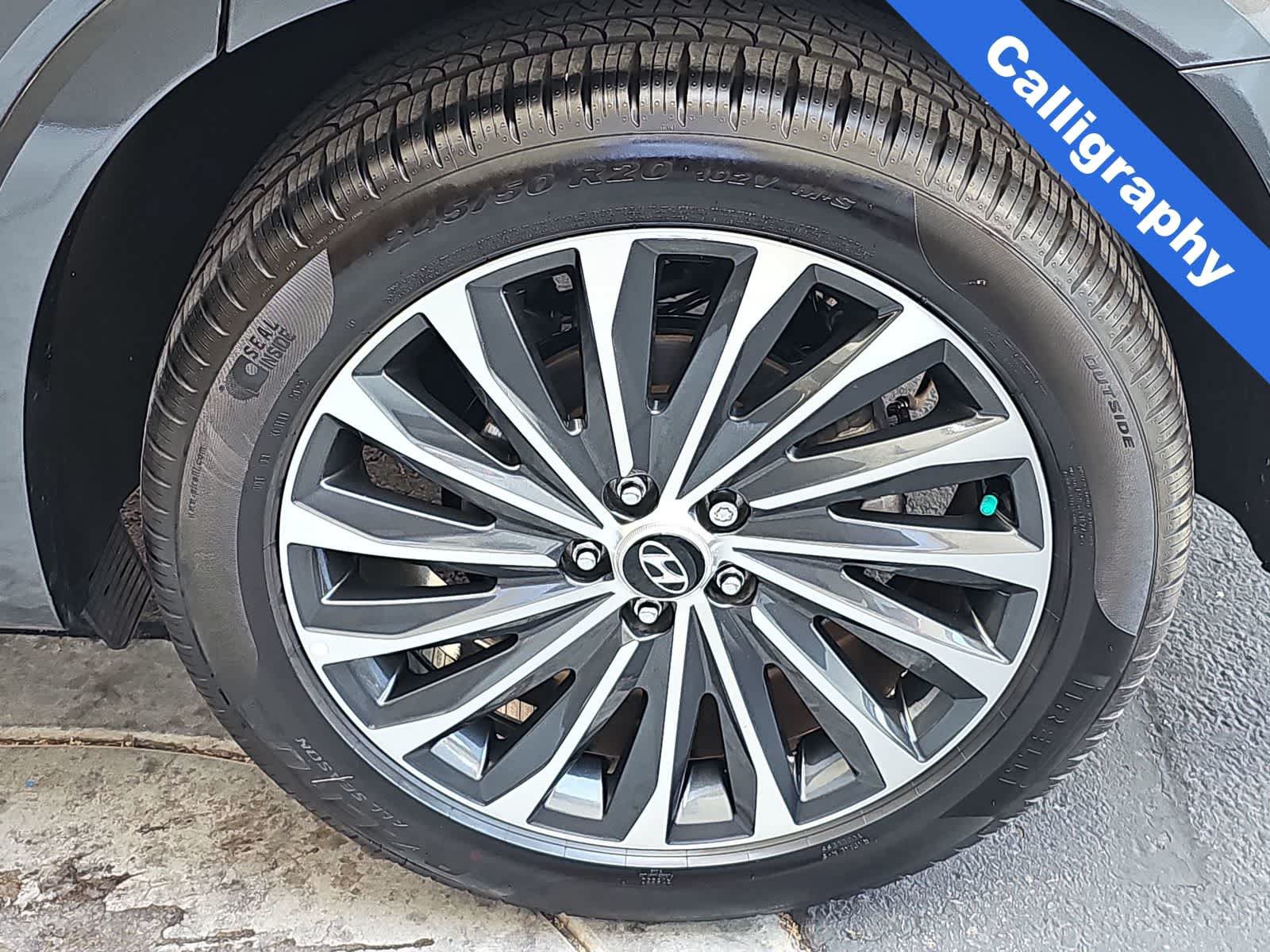 Certified 2023 Hyundai Palisade Calligraphy FWD image 12