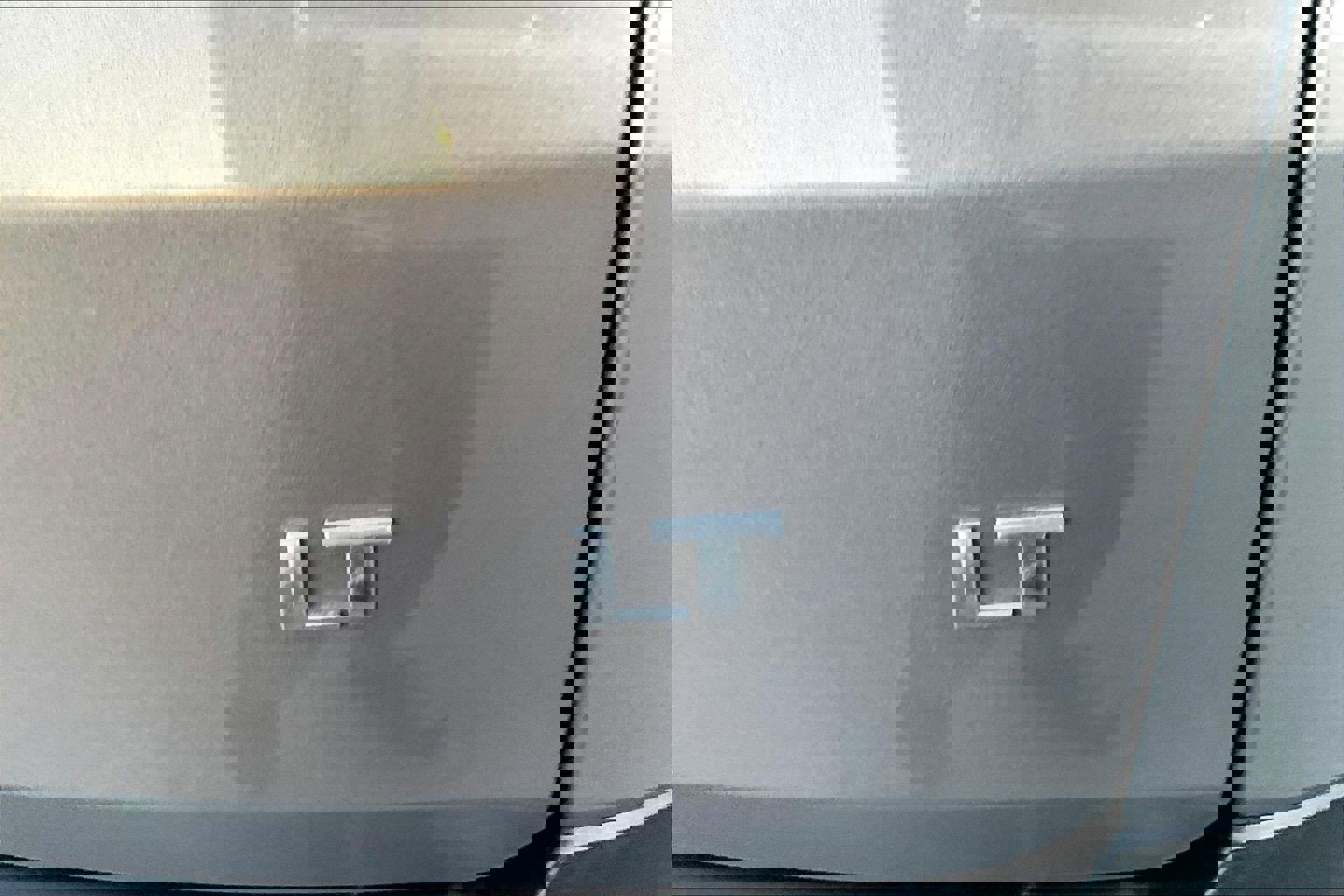 Used 2018 Chevrolet Traverse LT image 8