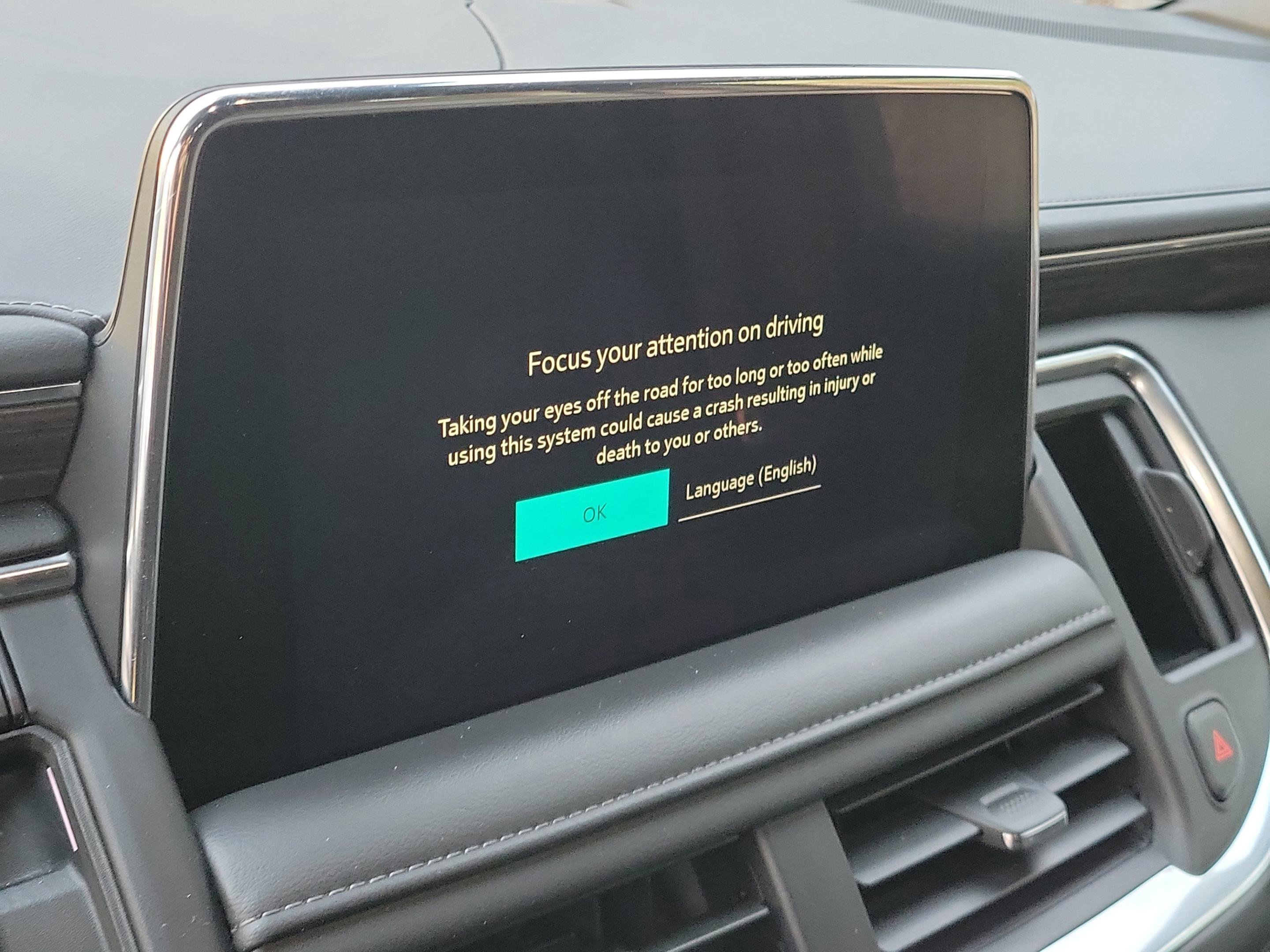 Used 2024 Chevrolet Suburban LT image 32