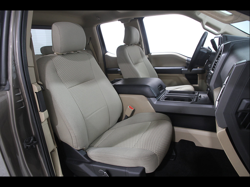 Used 2016 Ford F150 XLT w/ Equipment Group 302A Luxury AWD/4WD image 19
