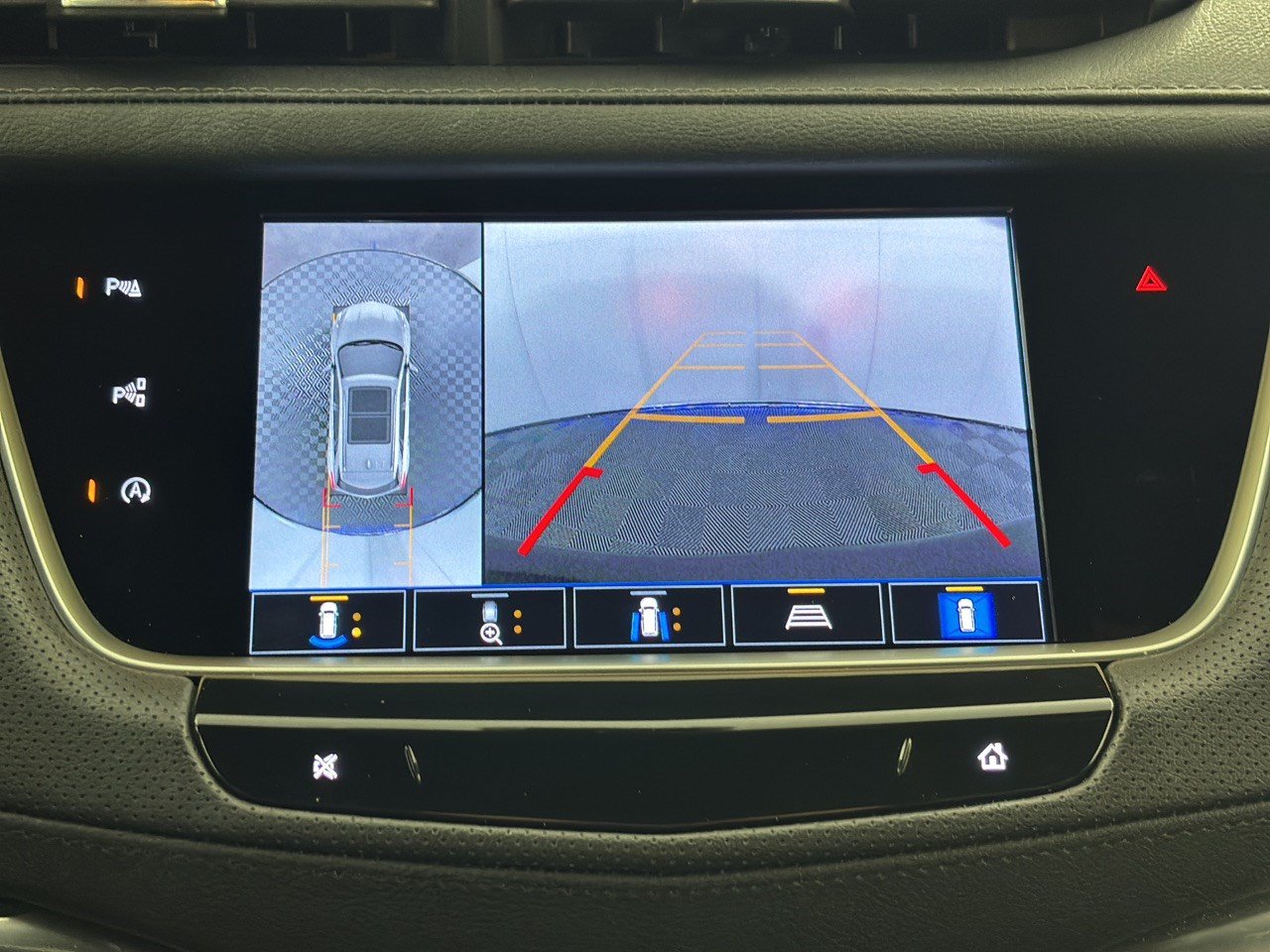 Used 2024 Cadillac XT5 Premium Luxury w/ Technology Package FWD image 24