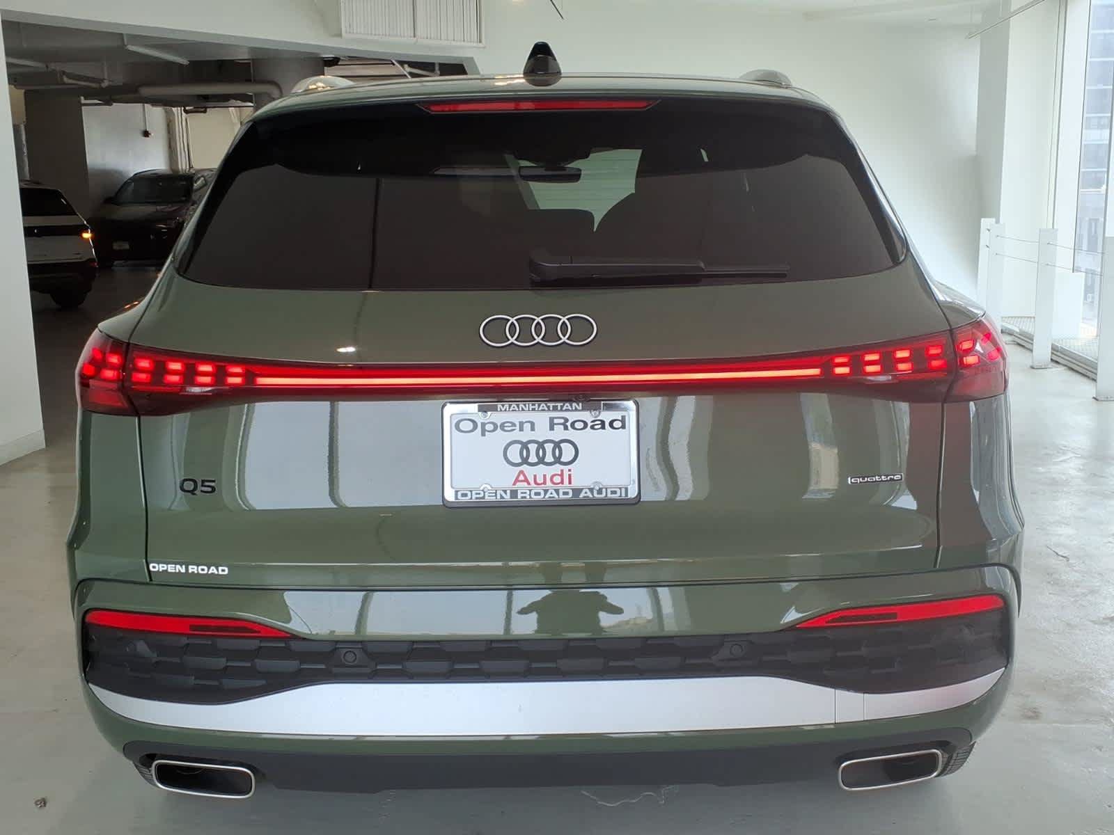 Used 2025 Audi Q5 Premium w/ Premium Plus AWD/4WD image 5