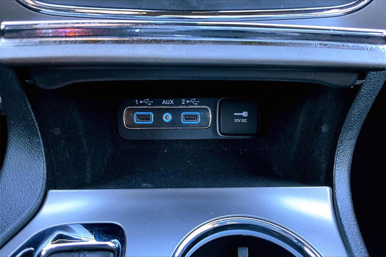 Certified 2021 Jeep Grand Cherokee Laredo image 16