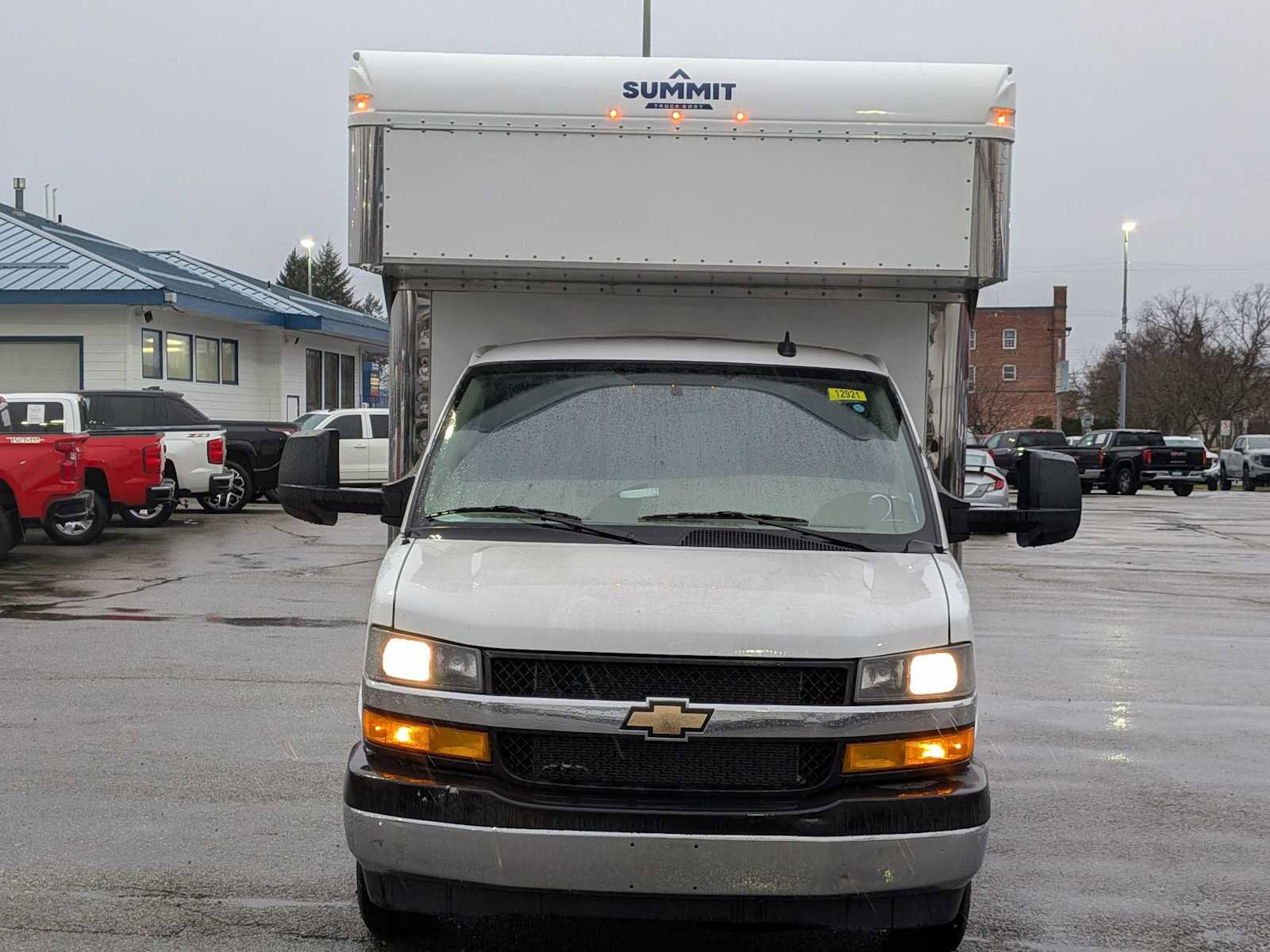 New 2024 Chevrolet Express 3500 w/ Power Convenience Package image 8