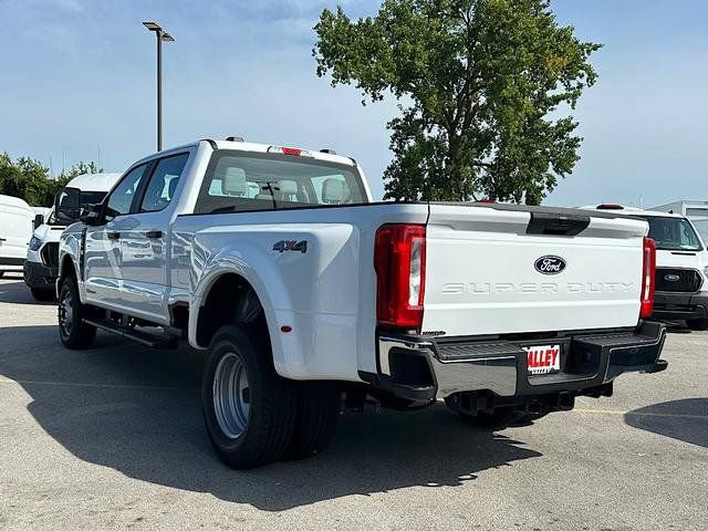New 2027 Ford F350 XL w/ XL Chrome Package AWD/4WD image 4