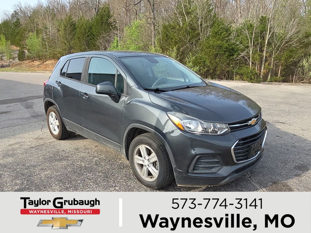 Used 2020 Chevrolet Trax LS w/ Tint and Cruise Package FWD image 1