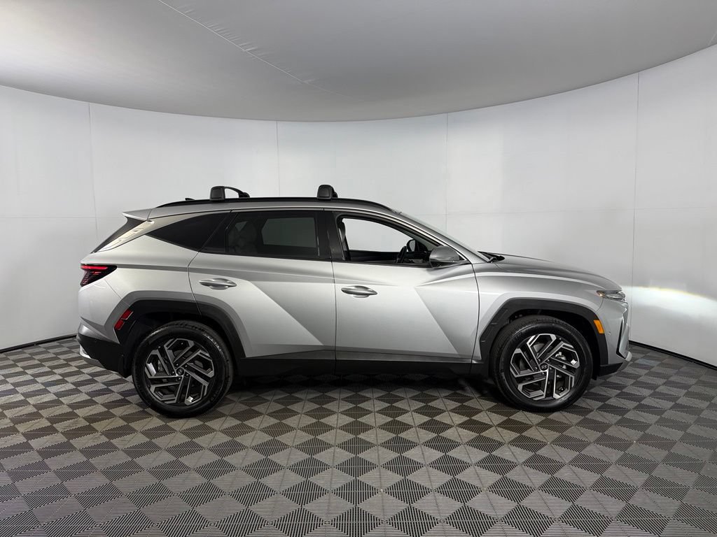Used 2025 Hyundai Tucson Limited AWD/4WD image 7