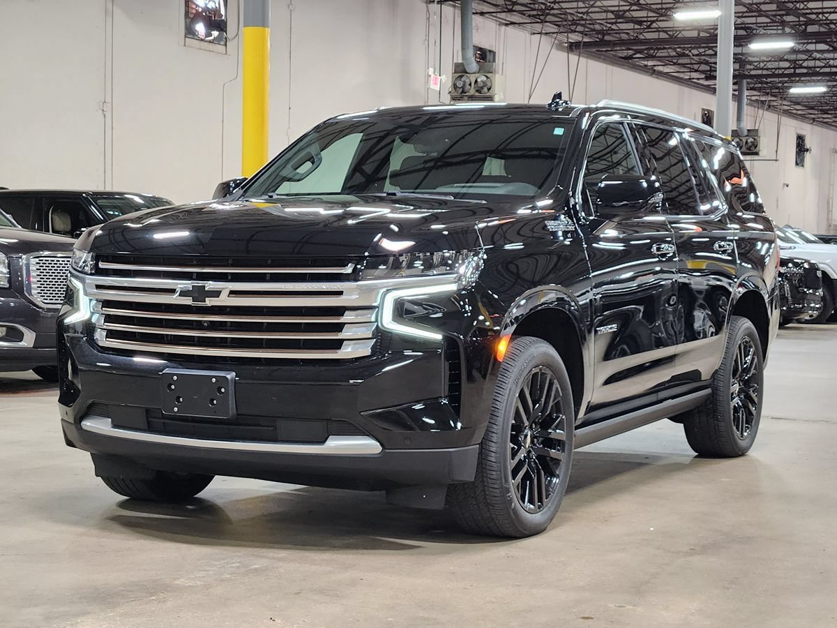 Used 2023 Chevrolet Tahoe High Country w/ Premium Package AWD/4WD image 4