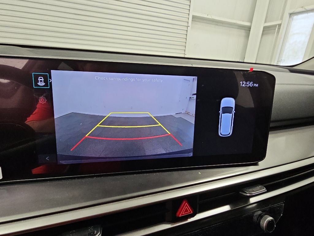 Used 2024 Kia Sorento S w/ Panoramic Sunroof Package FWD image 16