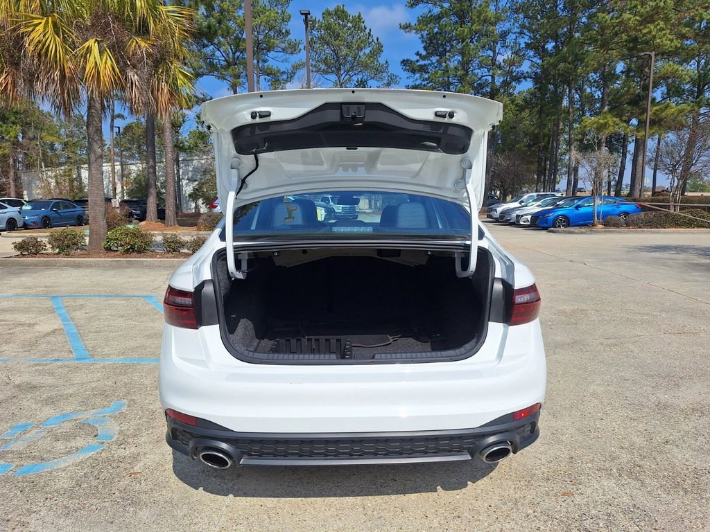 Used 2025 Volkswagen Jetta GLI Autobahn image 26