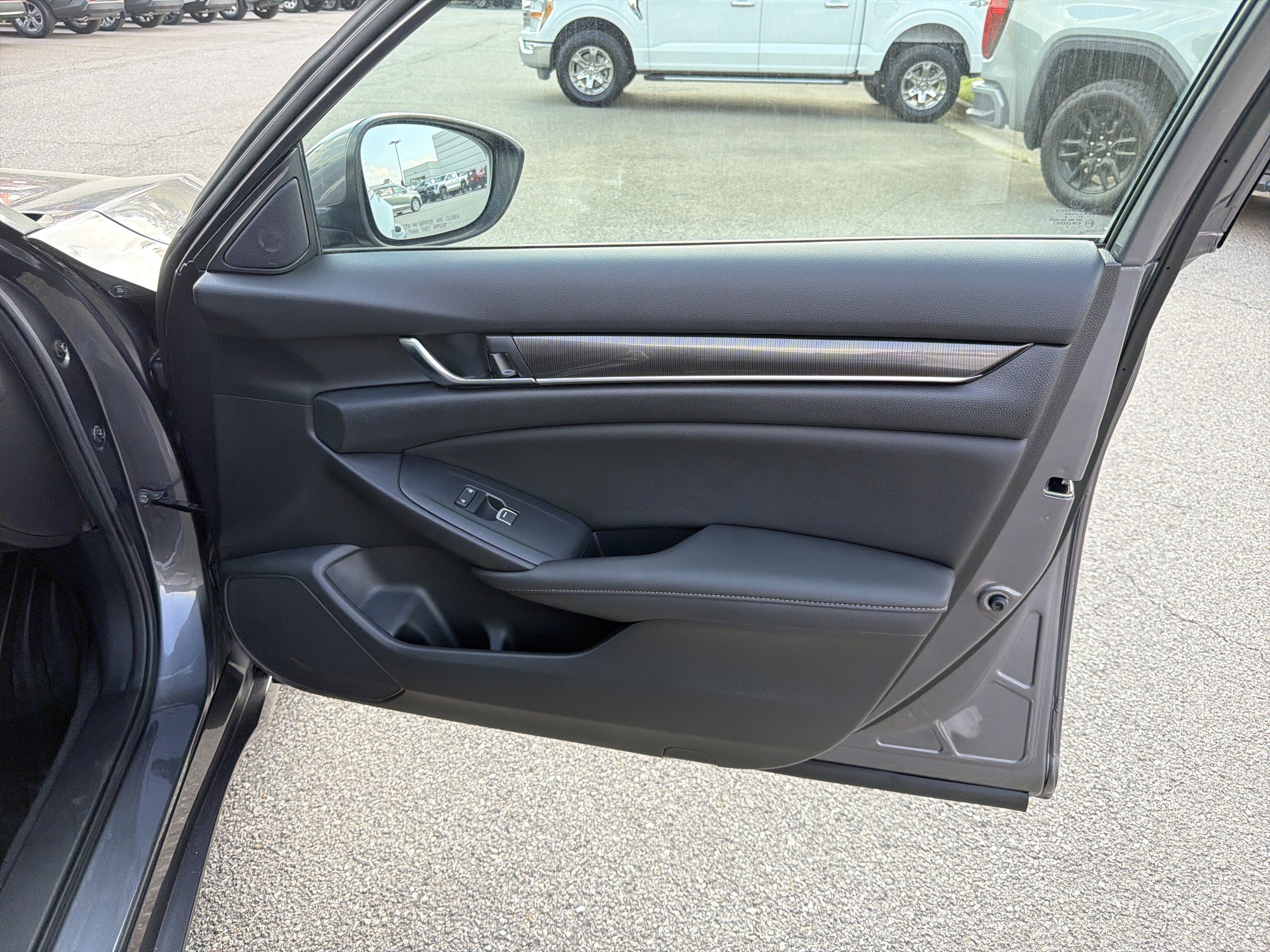 Used 2020 Honda Accord Sport image 26