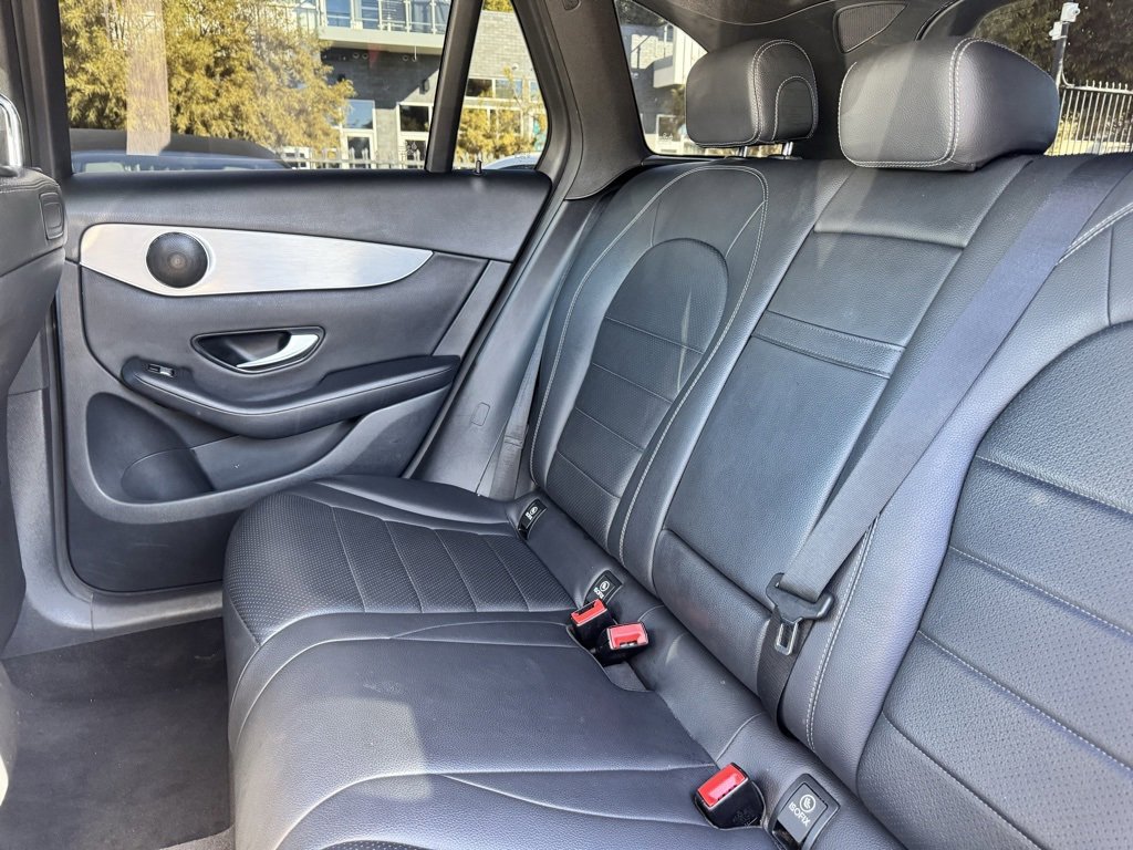 Used 2019 Mercedes-Benz GLC 300 image 35
