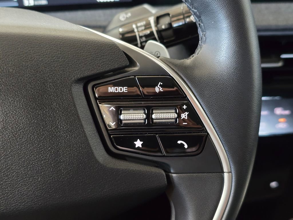 Used 2024 Kia EV6 Light image 18