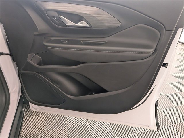 Certified 2023 GMC Terrain SLE w/ Driver Convenience Package image 33