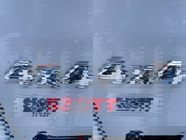 Certified 2016 Jeep Grand Cherokee Laredo w/ Quick Order Package 23E image 11