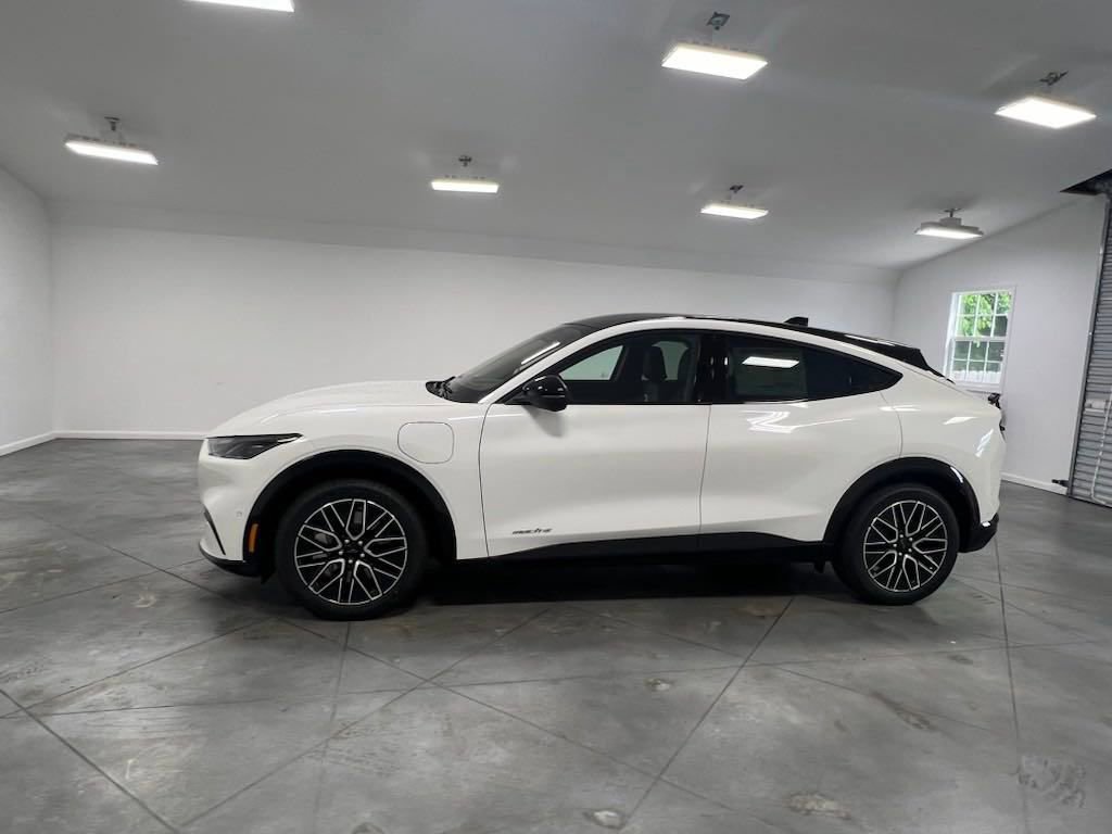 Used 2024 Ford Mustang Mach-E Premium image 6