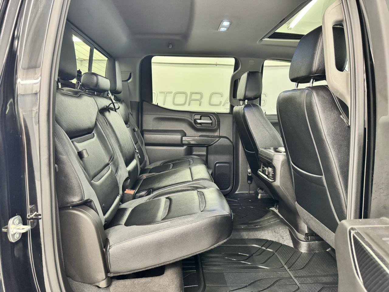 Used 2021 Chevrolet Silverado 1500 RST w/ Convenience Package II AWD/4WD image 14