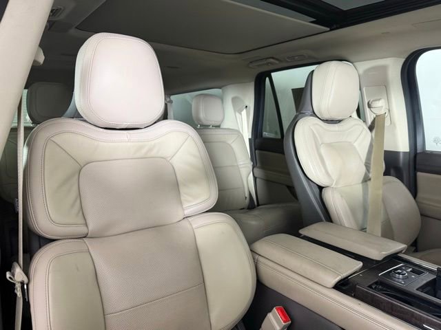 Used 2023 Lincoln Navigator L Reserve w/ Equipment Group 201A AWD/4WD image 33