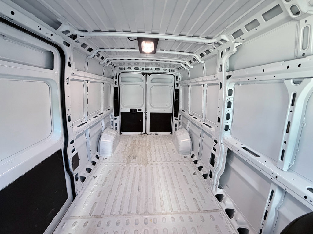 Used 2026 RAM ProMaster 2500 w/ Convenience Group FWD image 13