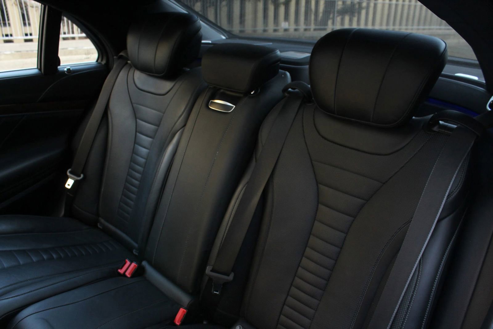 Used 2015 Mercedes-Benz S 550 4MATIC Sedan image 19