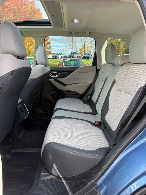 Certified 2023 Subaru Forester Premium image 17