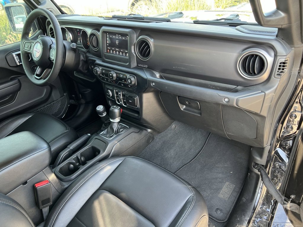 Used 2023 Jeep Gladiator Sport image 21