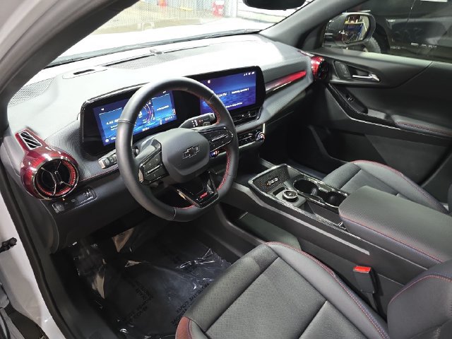 New 2026 Chevrolet Equinox RS w/ Convenience Package III FWD image 19