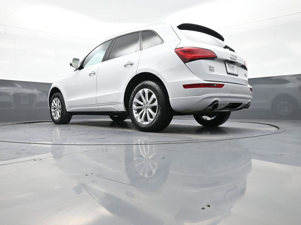 Used 2016 Audi Q5 2.0T Premium Plus w/ Technology Package image 32