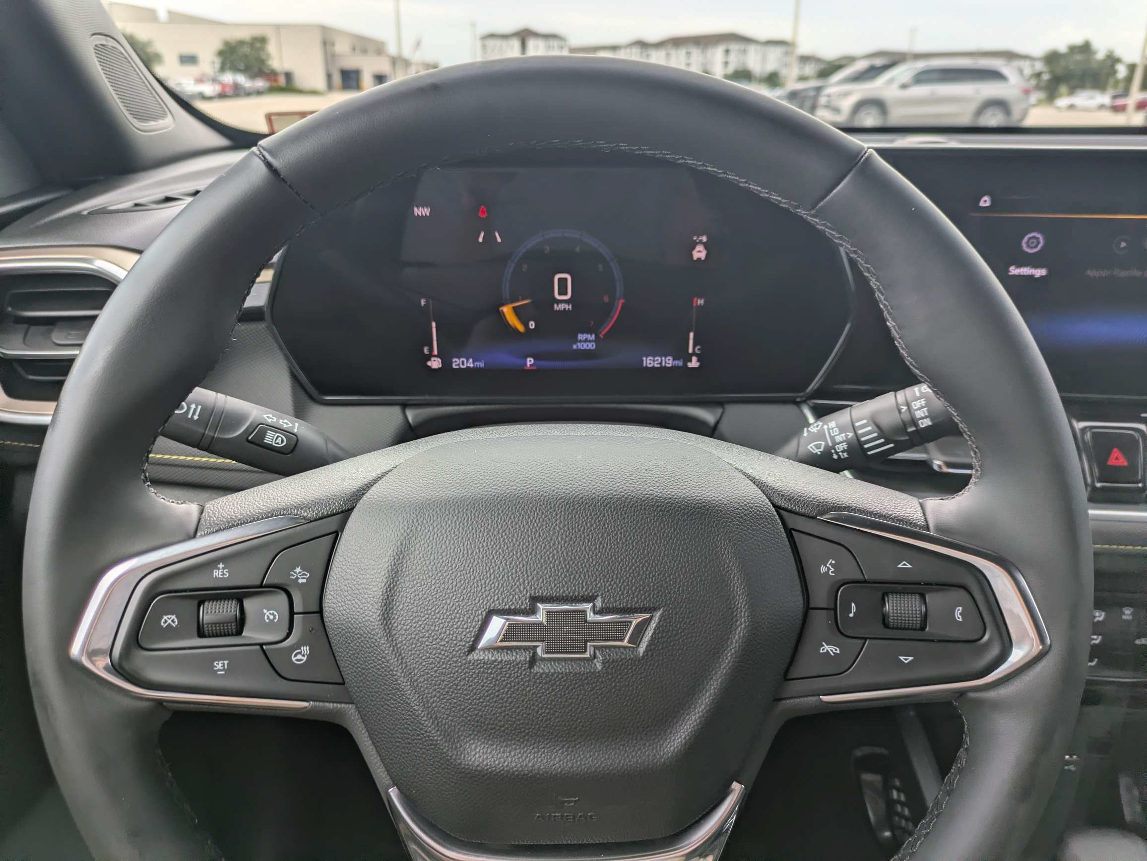 Used 2025 Chevrolet TrailBlazer ACTIV w/ Driver Confidence Package FWD image 32