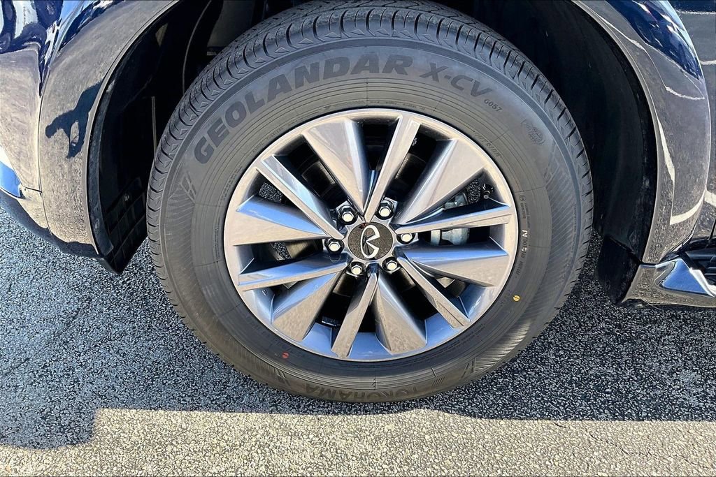 Certified 2024 INFINITI QX80 Luxe AWD/4WD image 11