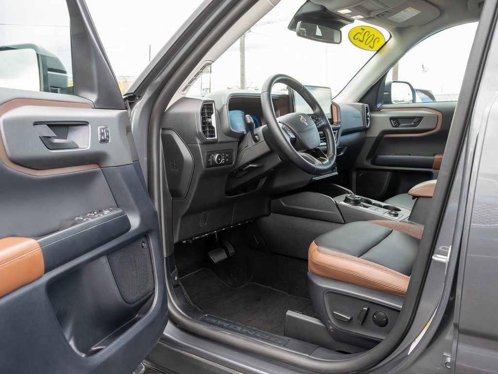 Used 2025 Ford Bronco Sport Outer Banks w/ Outer Banks Tech Package+ image 29