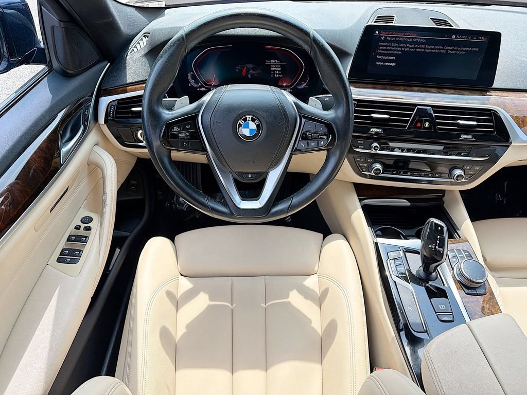 Used 2020 BMW 530i xDrive w/ Convenience Package AWD/4WD image 17