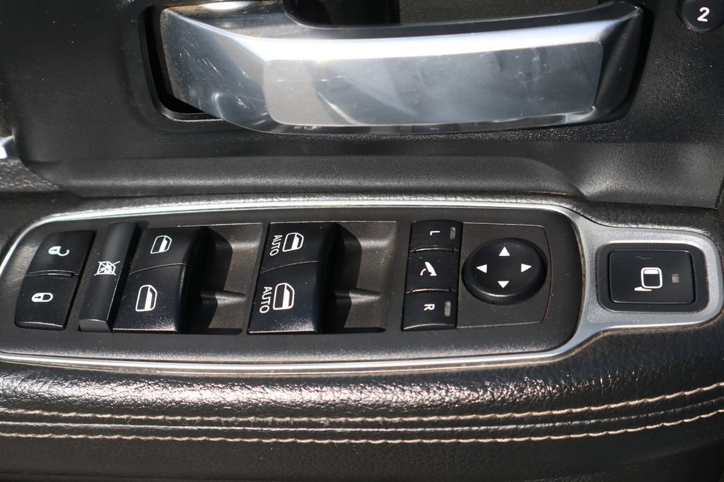 Used 2021 RAM 3500 Laramie AWD/4WD image 17