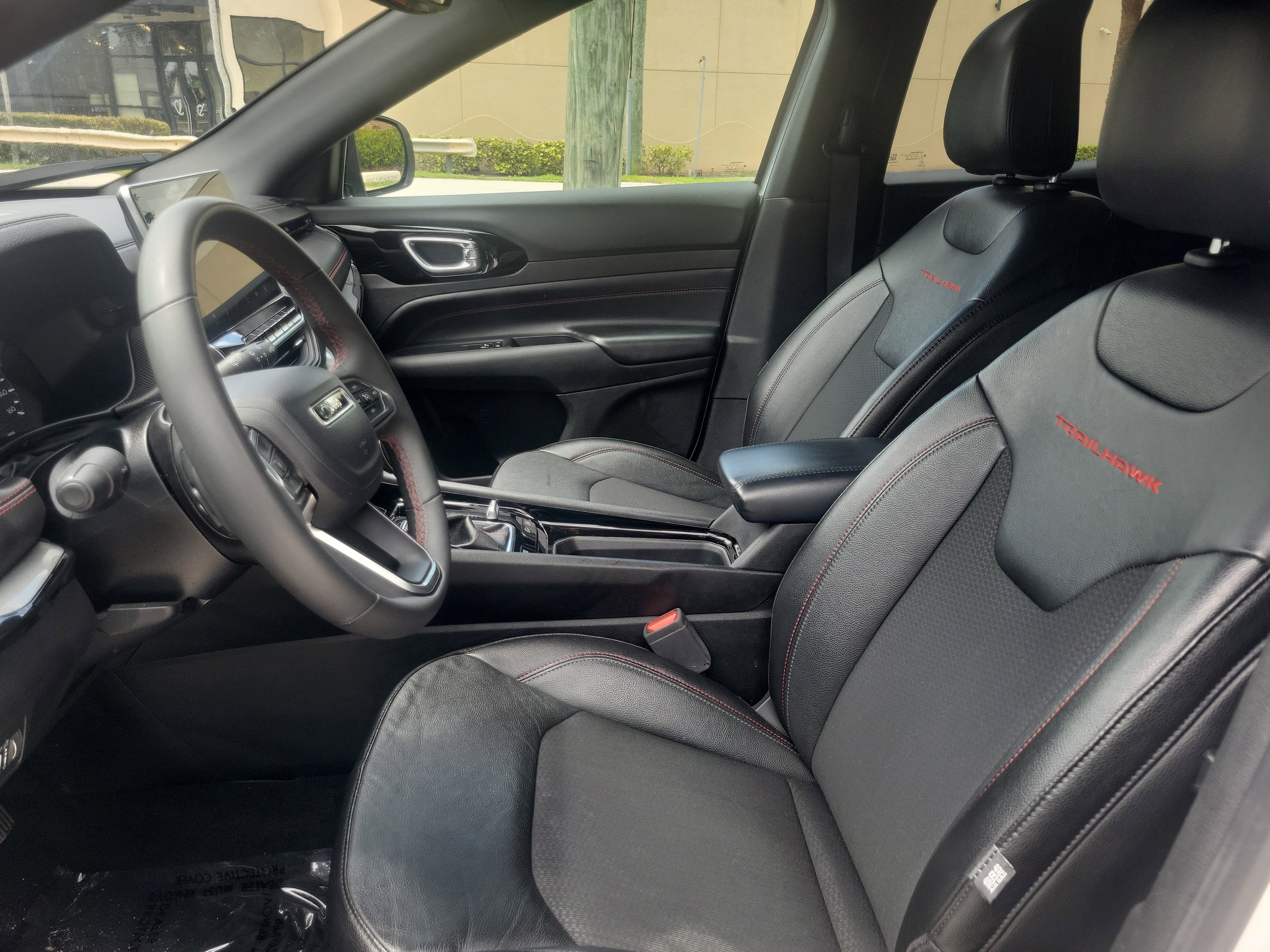Used 2024 Jeep Compass Trailhawk AWD/4WD image 16