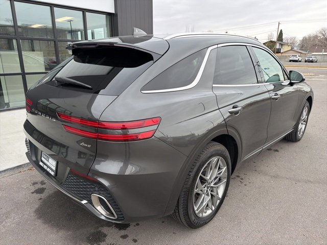 Used 2025 Genesis GV70 2.5T image 10
