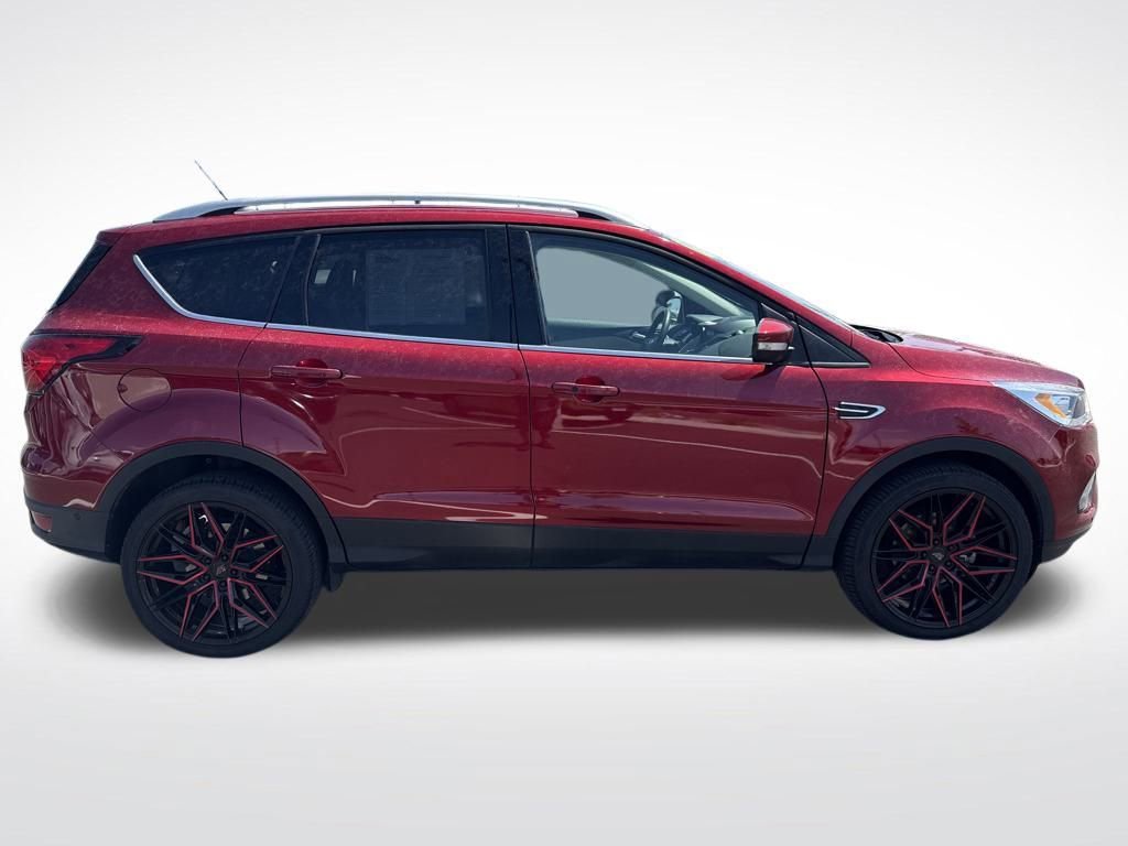 Used 2019 Ford Escape Titanium image 8