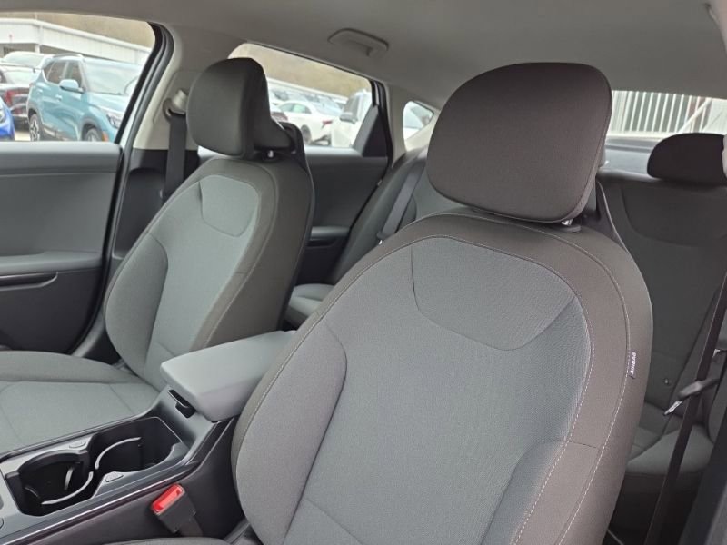 New 2026 Kia K4 LXS image 32