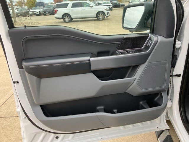 Used 2022 Ford F150 XLT w/ Equipment Group 302A High image 9