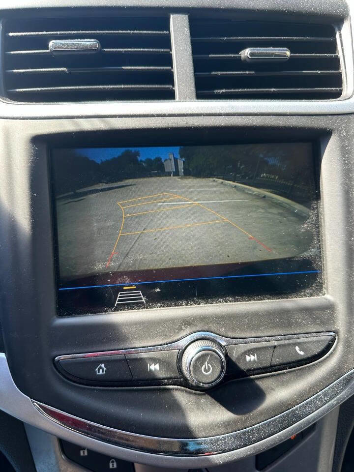 Used 2019 Chevrolet Sonic LT w/ Convenience Package image 47