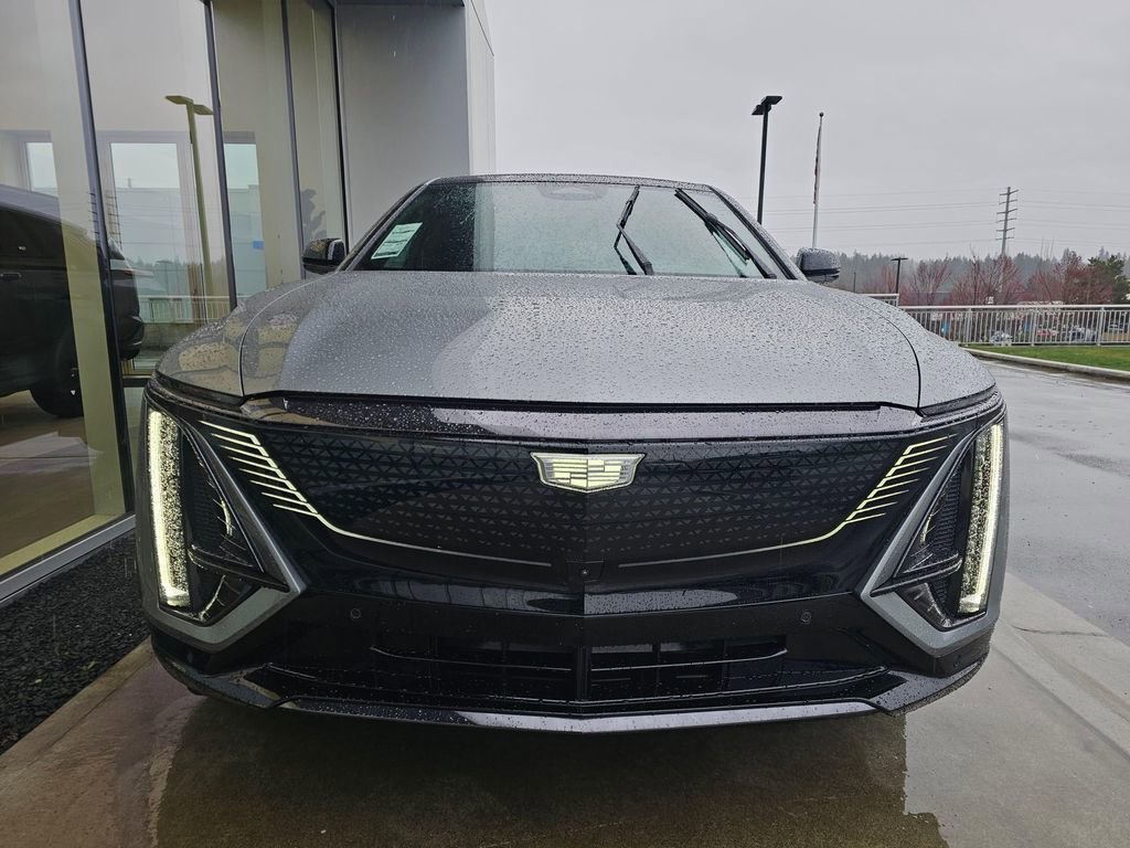 New 2026 Cadillac Lyriq Signature Sport image 2