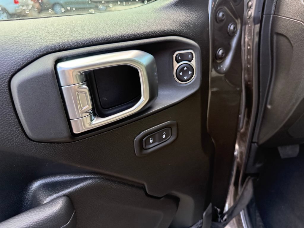 New 2026 Jeep Gladiator Sport AWD/4WD image 17