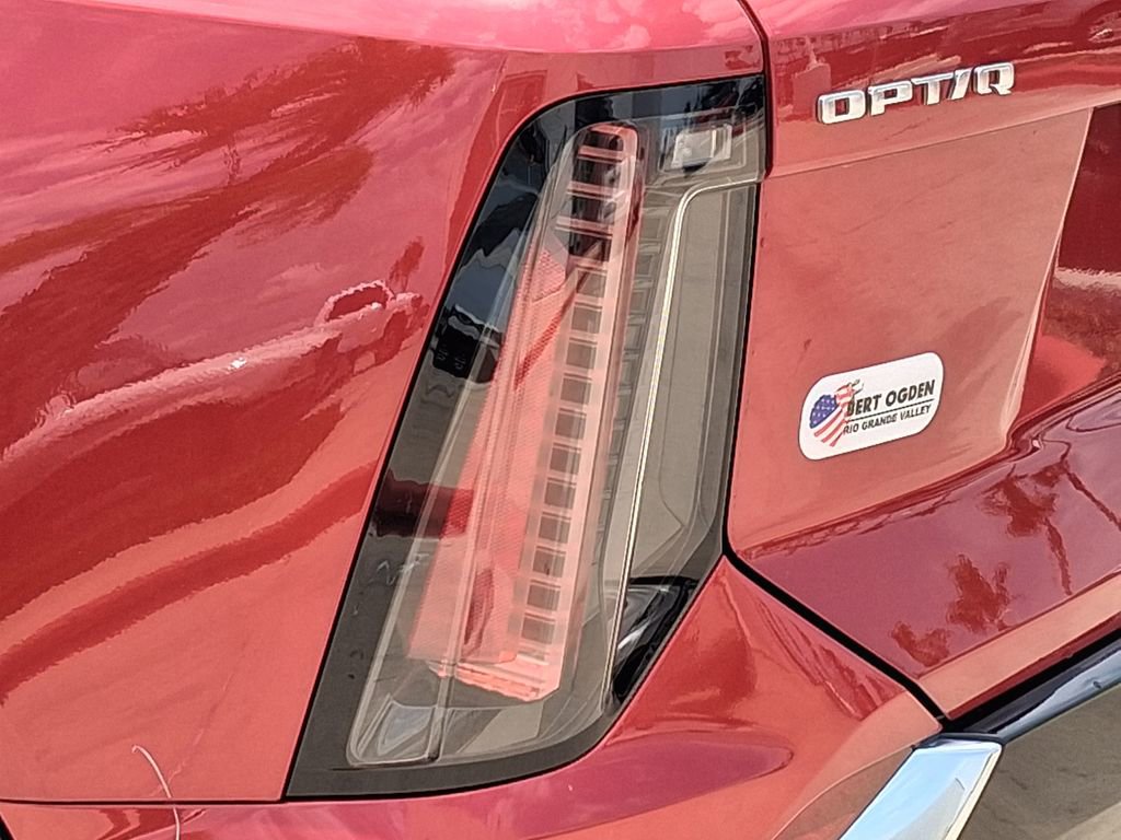 New 2026 Cadillac Optiq Luxury 1 RWD image 8